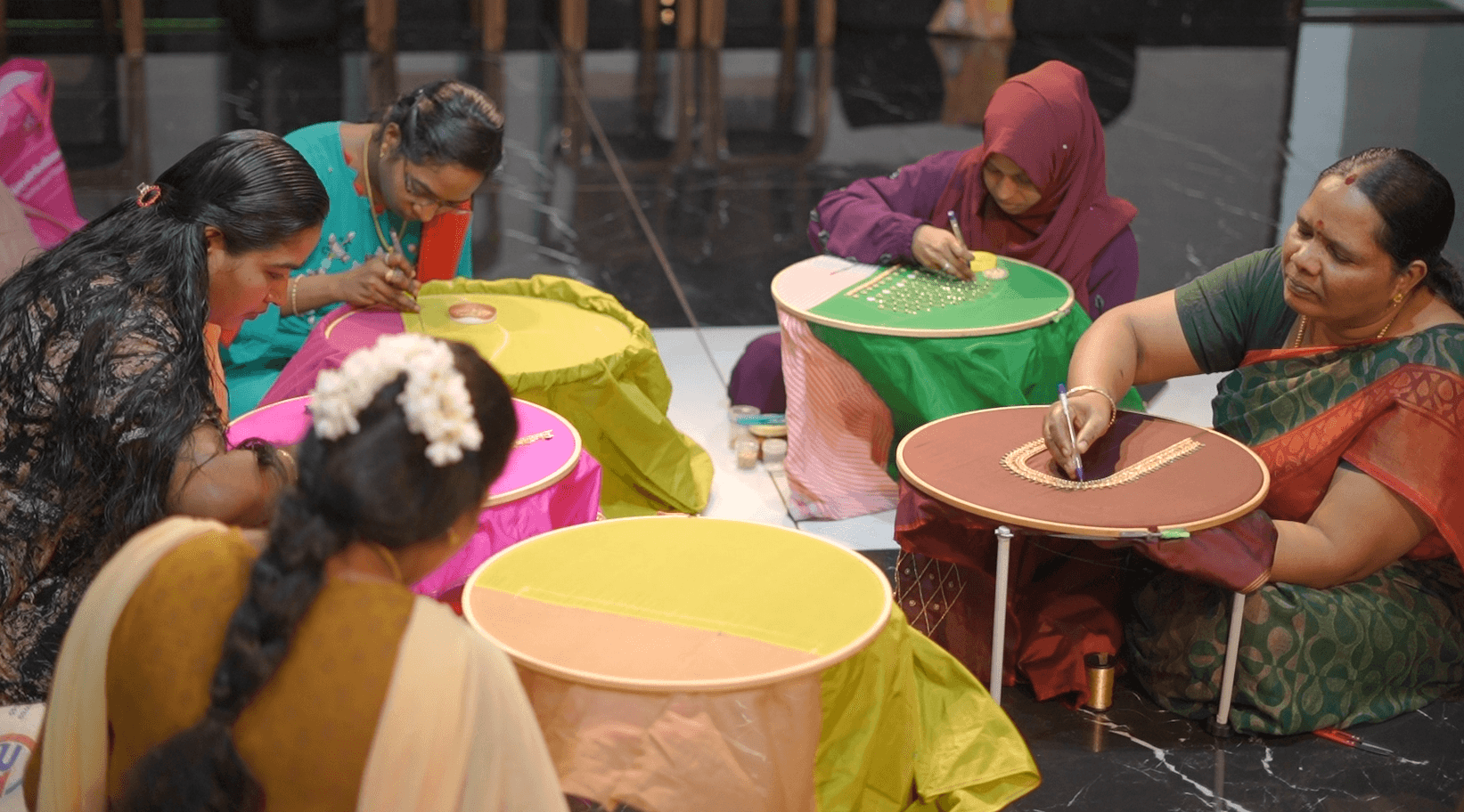 Aari Classes & Work in Colachel, Kanyakumari